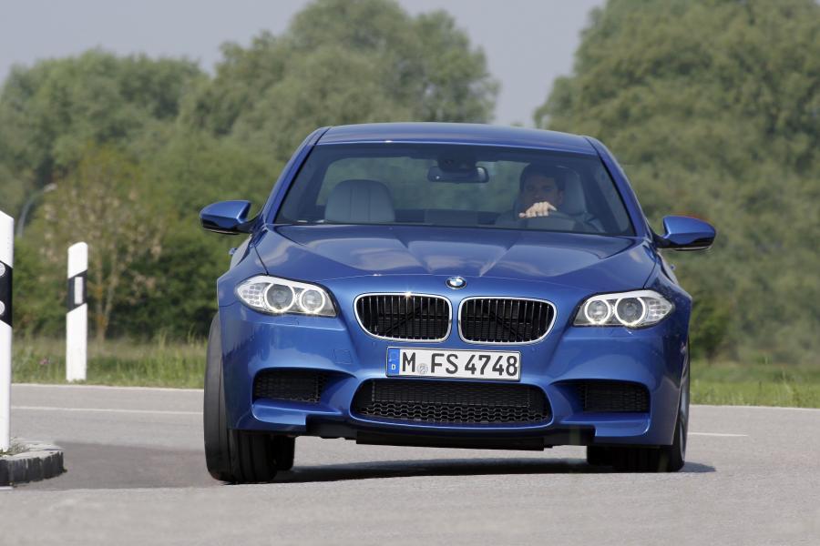  BMW M5 2011 года  (фото 206 из 344)